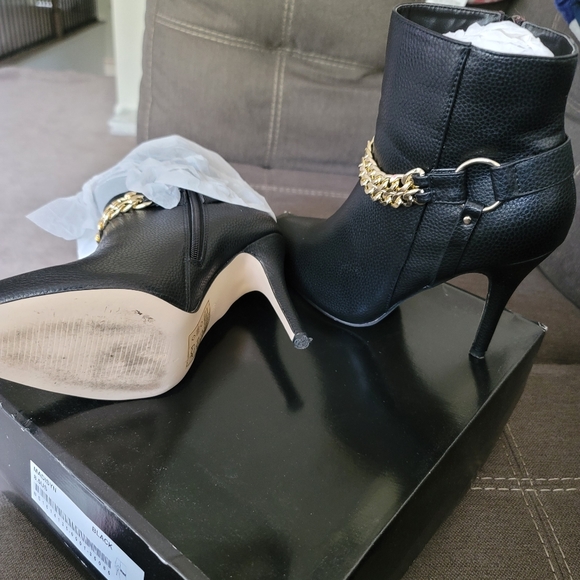 Ladies ankle boot heels - Picture 3 of 7